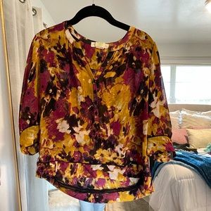 Floral Patterned Mid-Sleeve Blouse